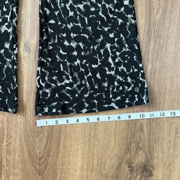 NEW Topshop Camo/Animal Print Pull On Flare Pants Sz S - Picture 3 of 14